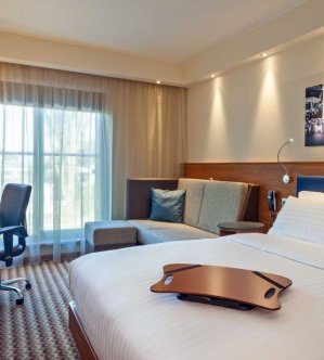 obraz na ścianie w Hotelu Hampton